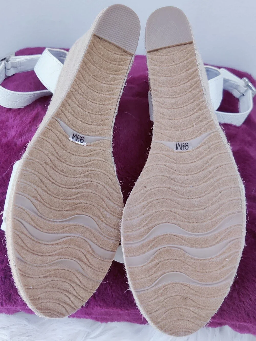 Impo White Floral Espadrille Wedge Sandals Ankle Strap Size 9M Croc Faux Leather